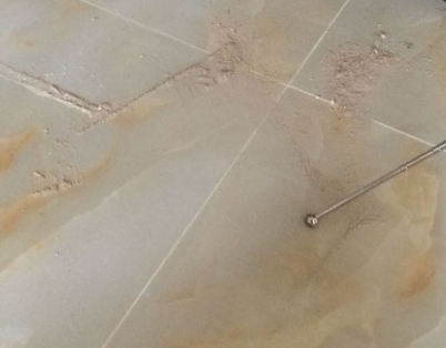 铁岭瓷砖空鼓维修公司分享粘合剂选择不当在瓷砖铺贴过程中可能导致以下问题